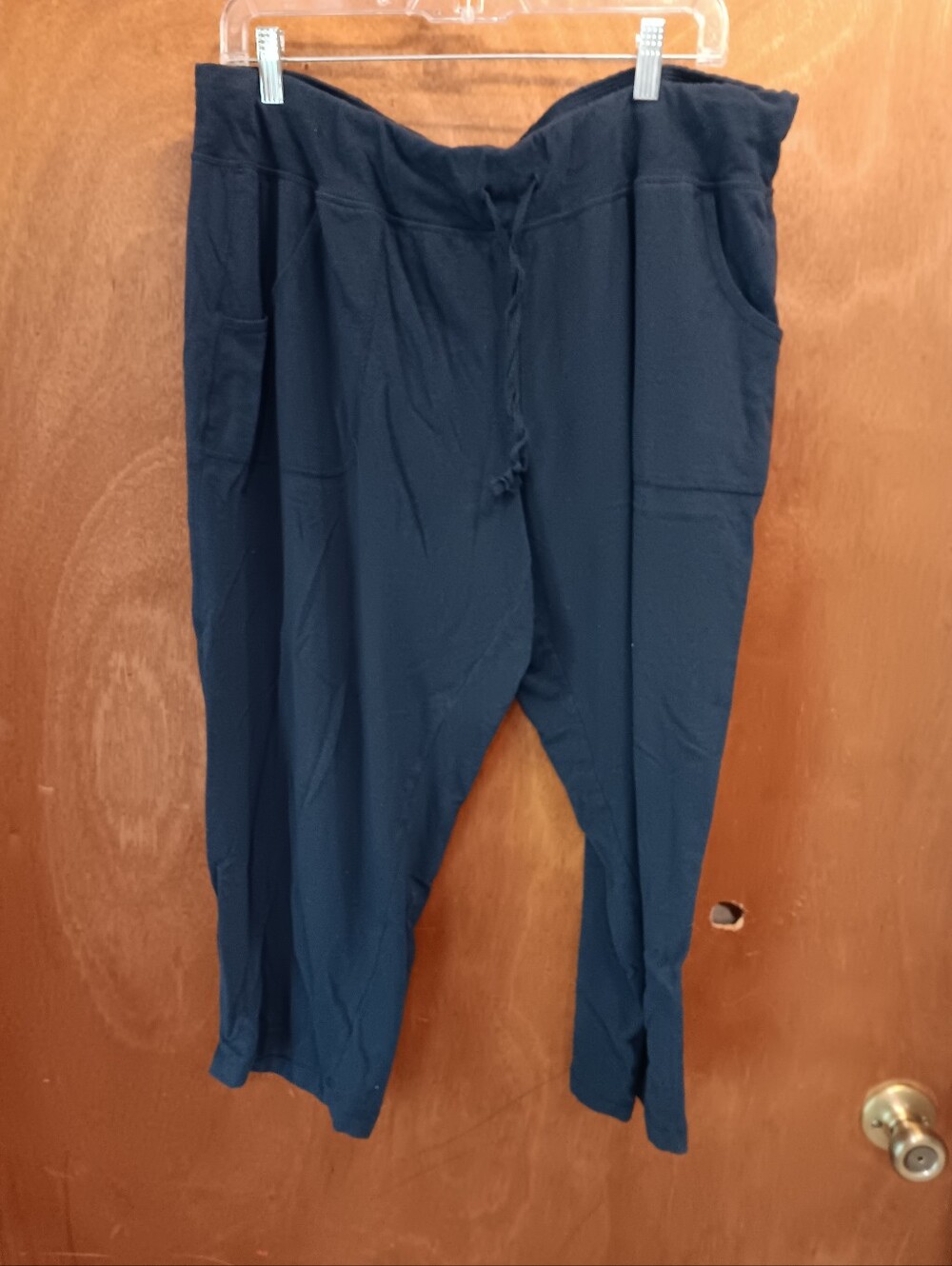 Athletic Works Navy Capri Pants